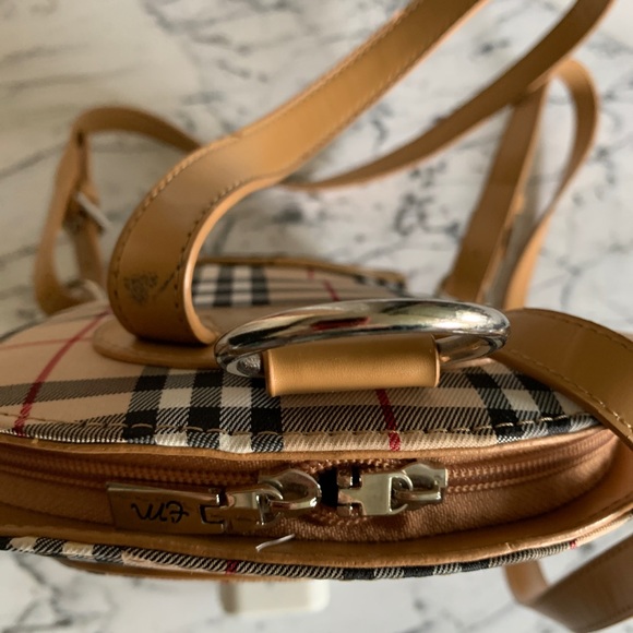 Edouardo Mourani Backback - Picture 5 of 14